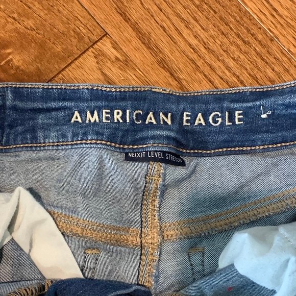 American Eagle Hi Rise Shortie - Picture 3 of 3